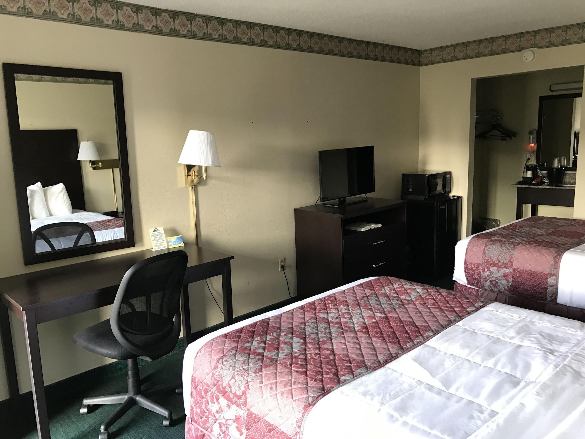 Days Inn By Wyndham Jellico - Tennessee State Line מראה חיצוני תמונה