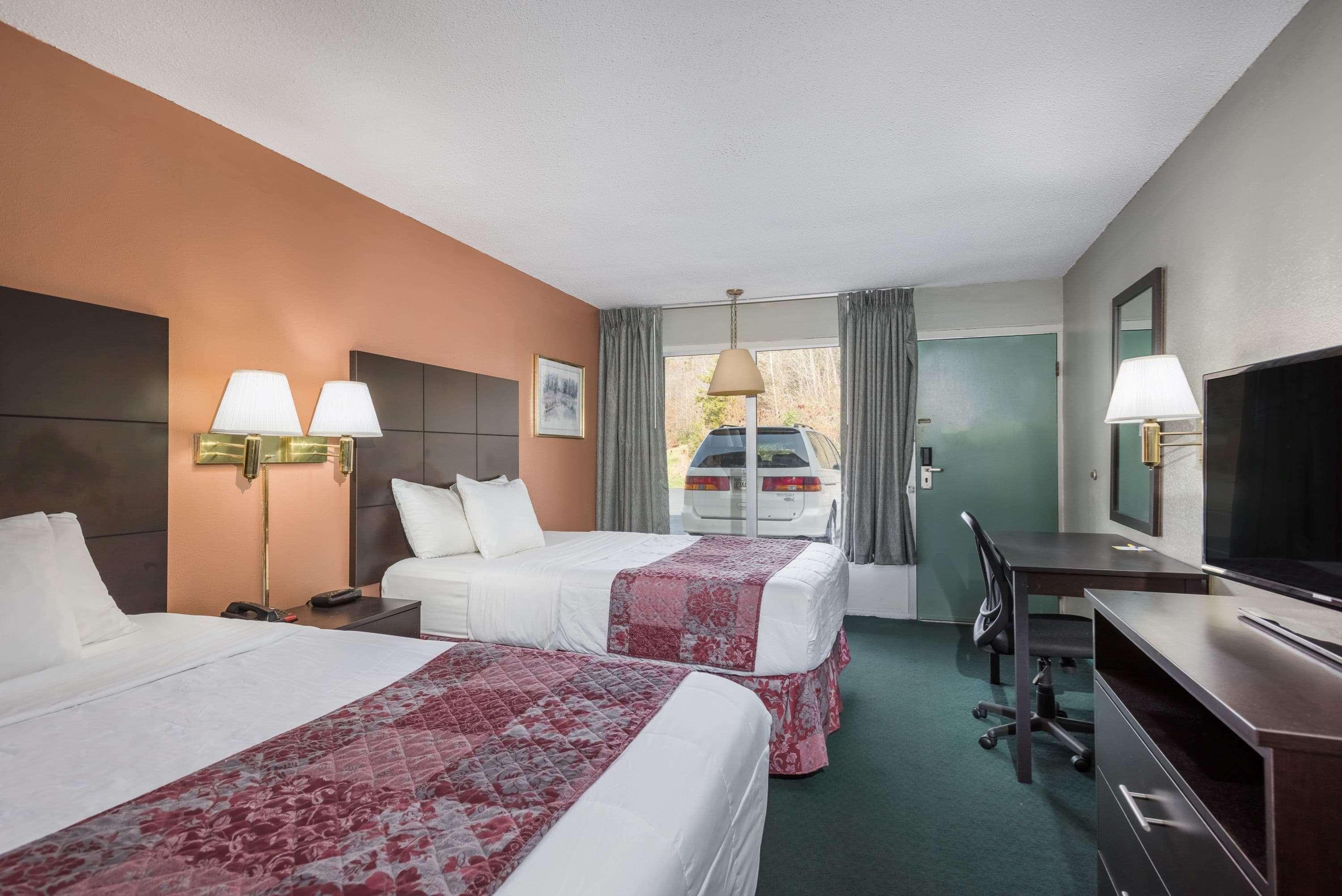 Days Inn By Wyndham Jellico - Tennessee State Line מראה חיצוני תמונה