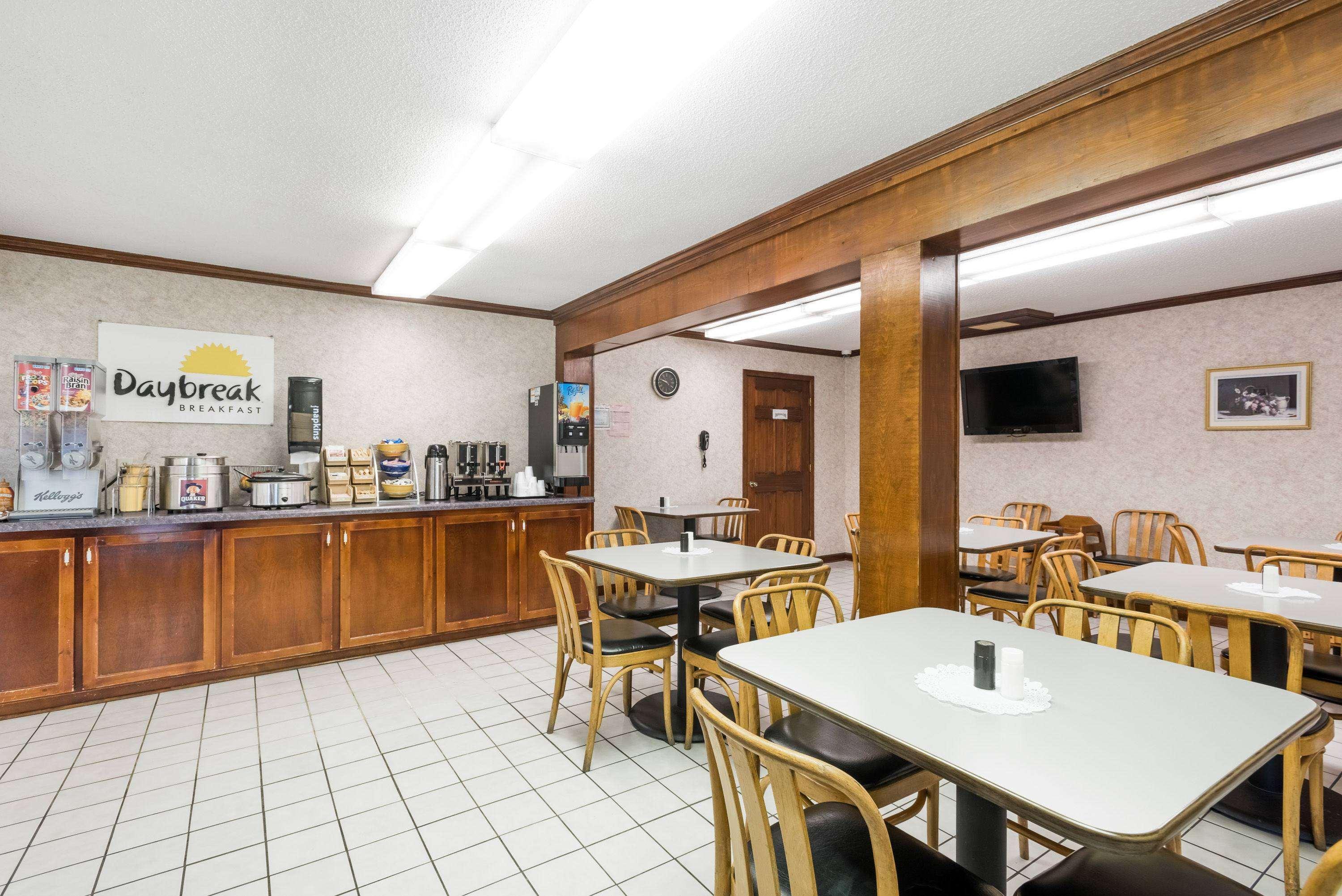 Days Inn By Wyndham Jellico - Tennessee State Line מראה חיצוני תמונה