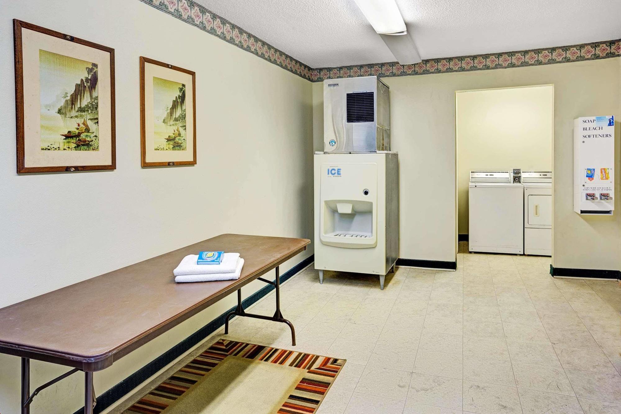 Days Inn By Wyndham Jellico - Tennessee State Line מראה חיצוני תמונה