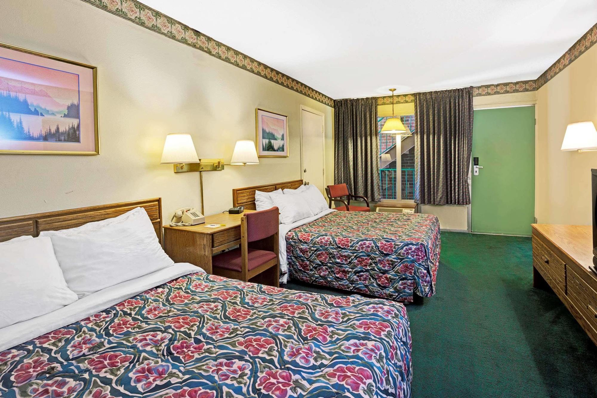 Days Inn By Wyndham Jellico - Tennessee State Line מראה חיצוני תמונה