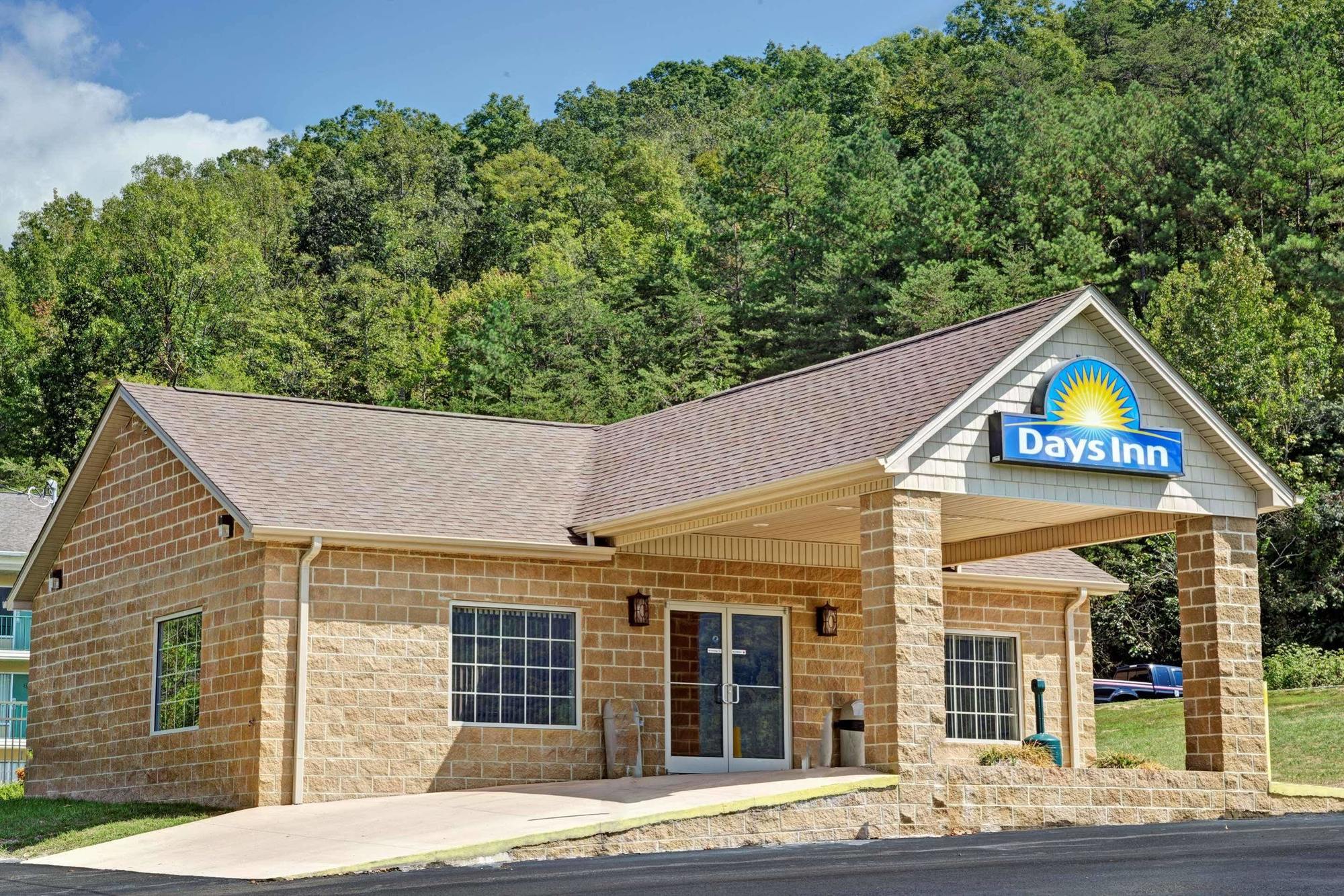 Days Inn By Wyndham Jellico - Tennessee State Line מראה חיצוני תמונה